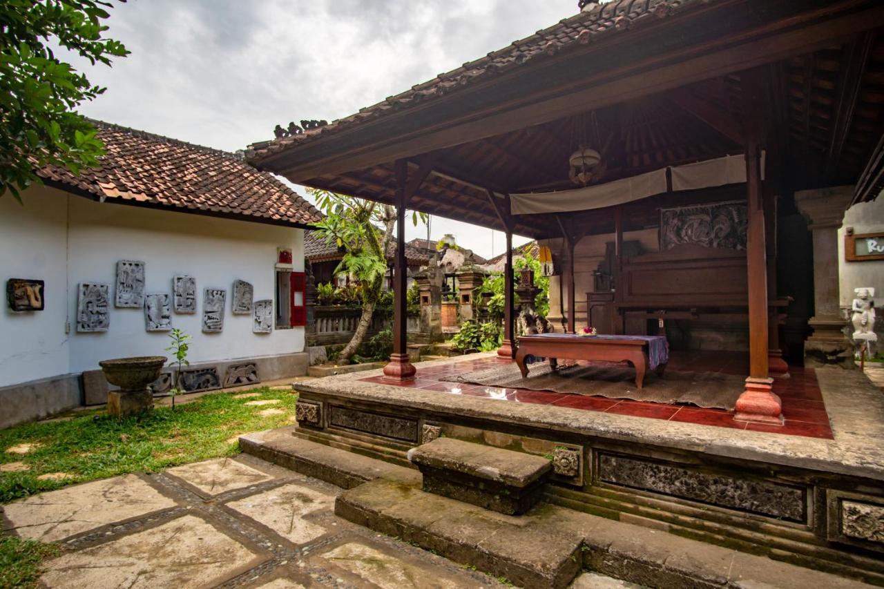 Rumah Paros & Gallery Sukawati エクステリア 写真