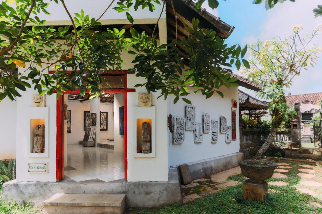 Rumah Paros & Gallery Sukawati エクステリア 写真
