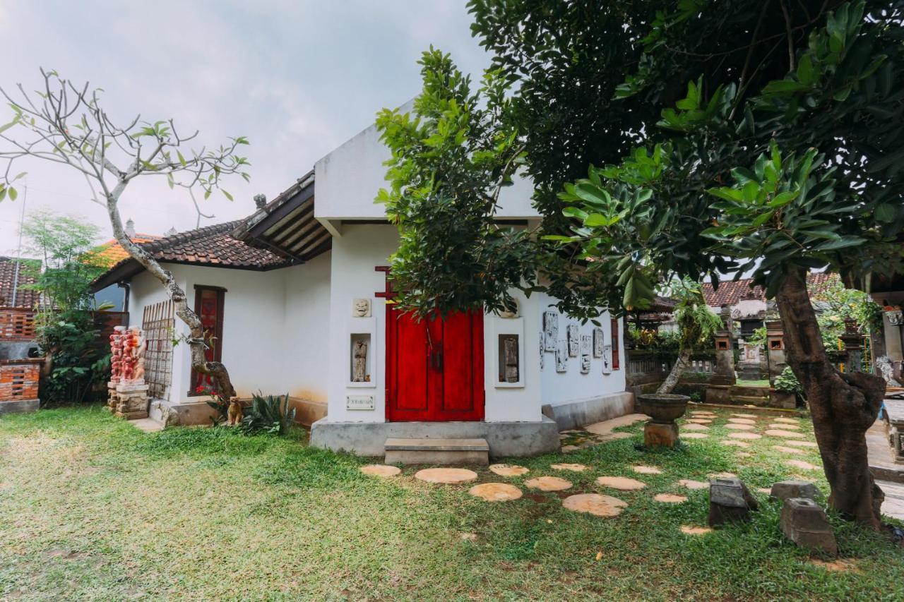 Rumah Paros & Gallery Sukawati エクステリア 写真