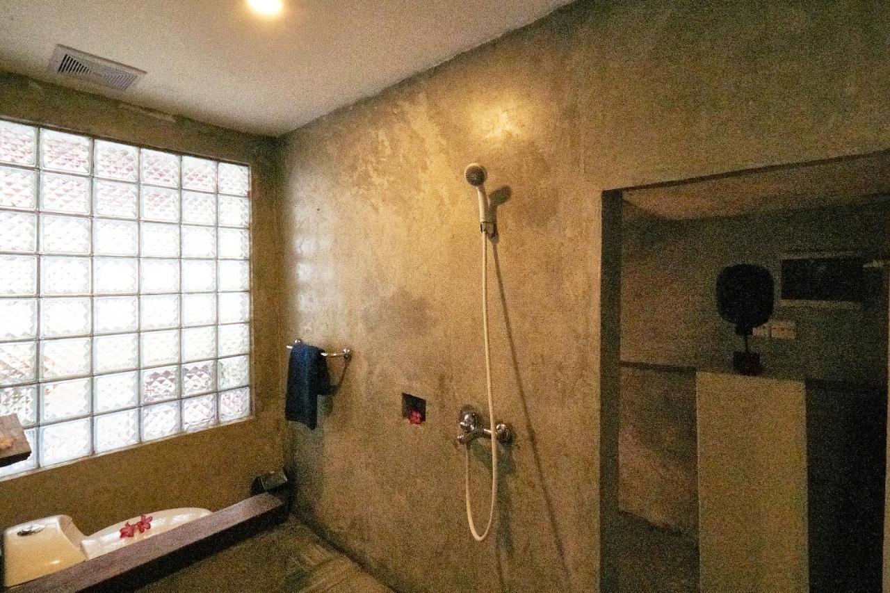 Rumah Paros & Gallery Sukawati エクステリア 写真