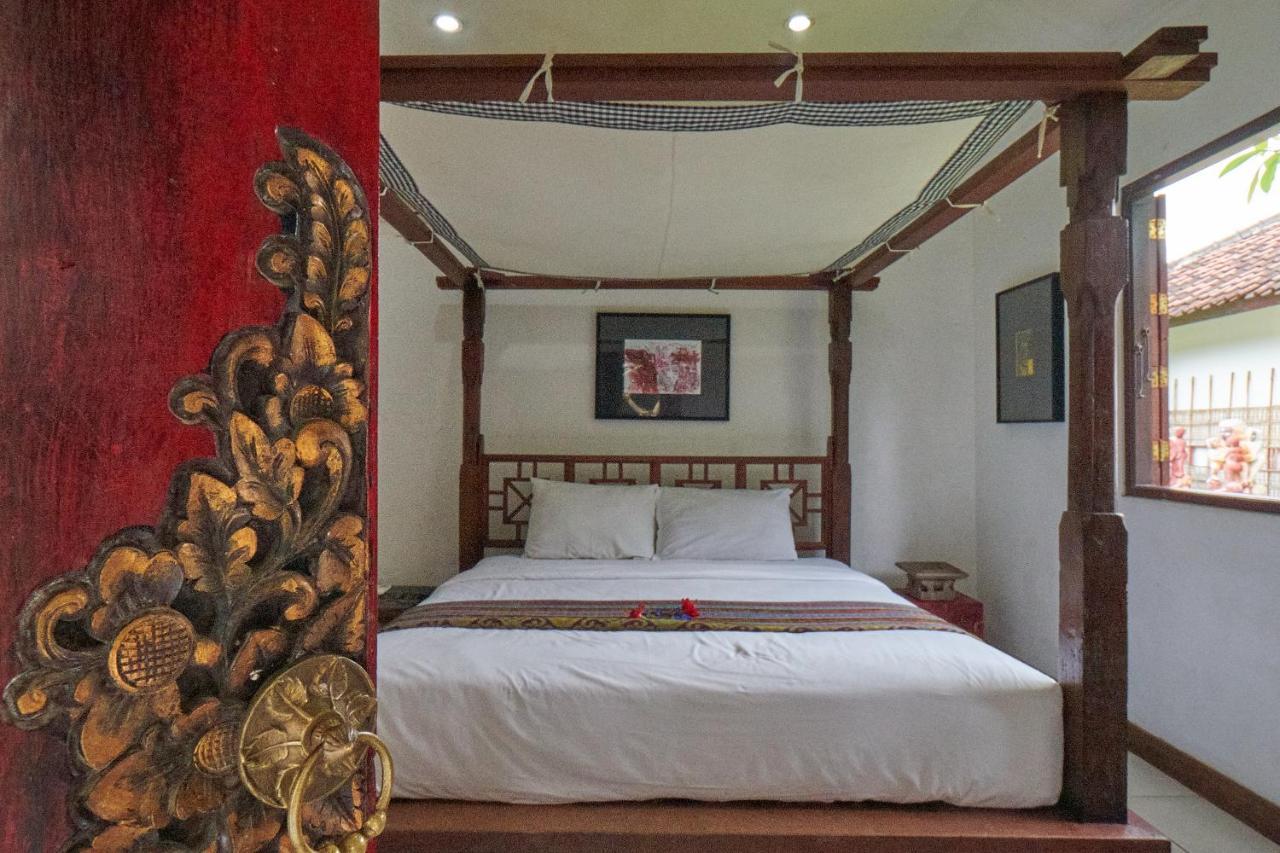 Rumah Paros & Gallery Sukawati エクステリア 写真