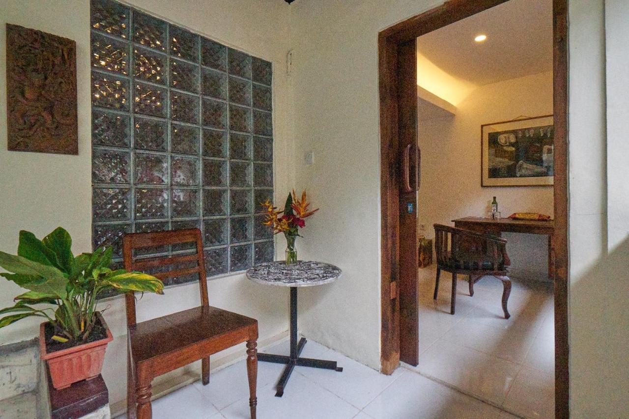 Rumah Paros & Gallery Sukawati エクステリア 写真